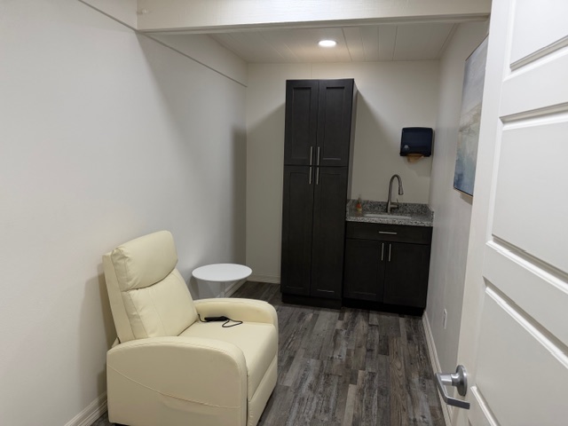 Private treatment room at Texas Neuropsychiatry